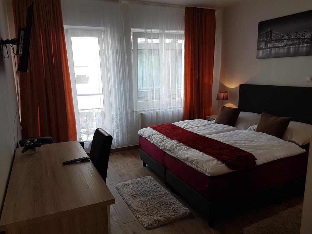 Hotel Eigelstein โคโลญ ภายนอก รูปภาพ
