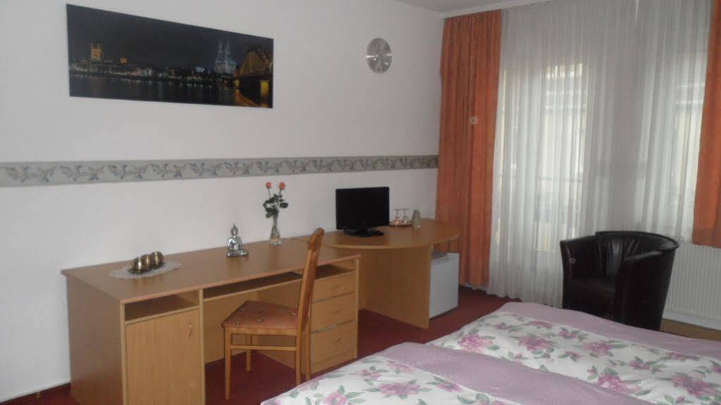 Hotel Eigelstein โคโลญ ภายนอก รูปภาพ