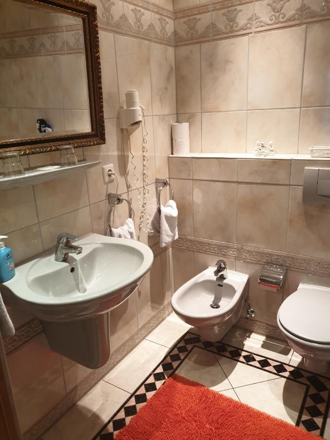 Hotel Eigelstein โคโลญ ภายนอก รูปภาพ